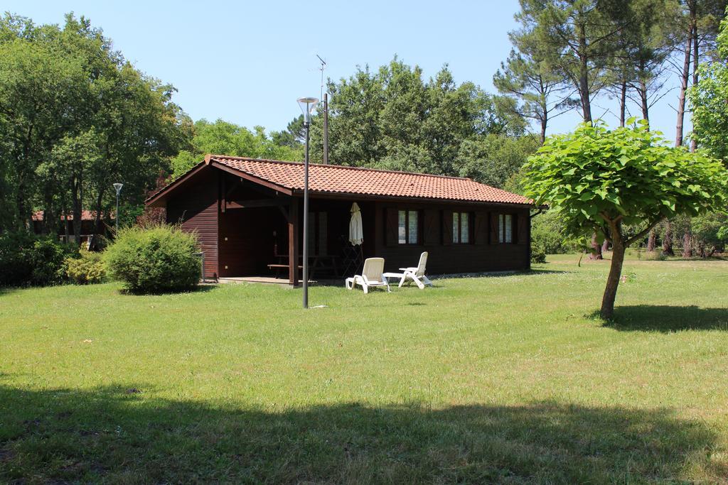 Les Chalets du Gélat, nature et calme Noaillan Esterno foto